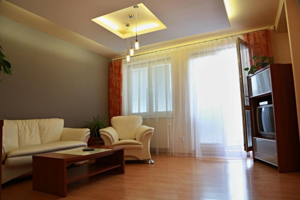 Penzion Le Monde Hotel Bardejov Bagian luar foto