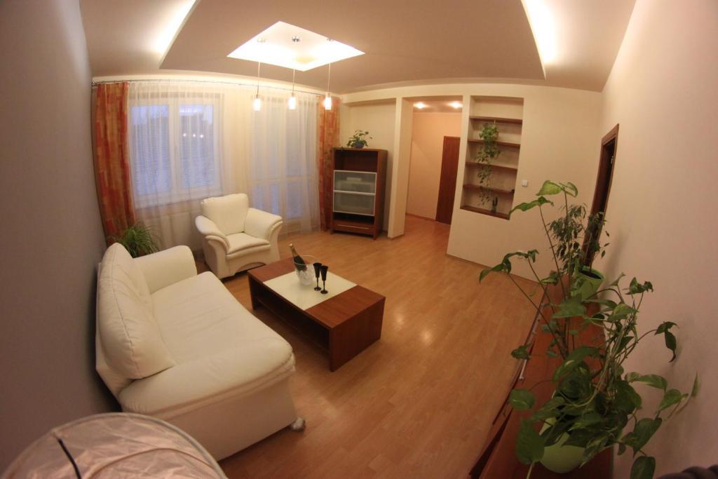 Penzion Le Monde Hotel Bardejov Bagian luar foto